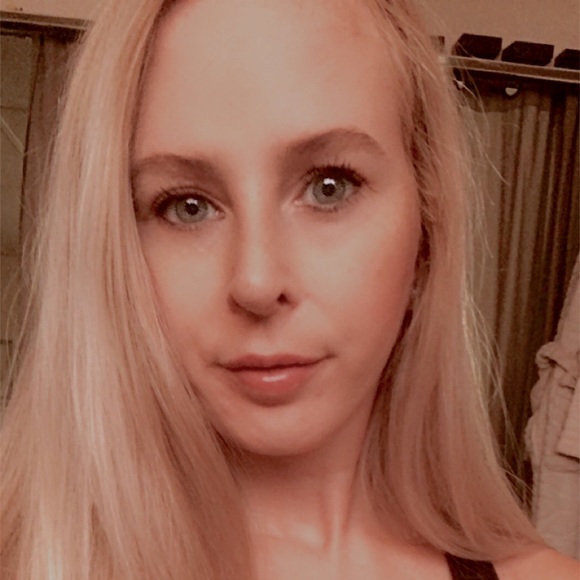 Meet your Posher, Stacy - Picture 1 of 1